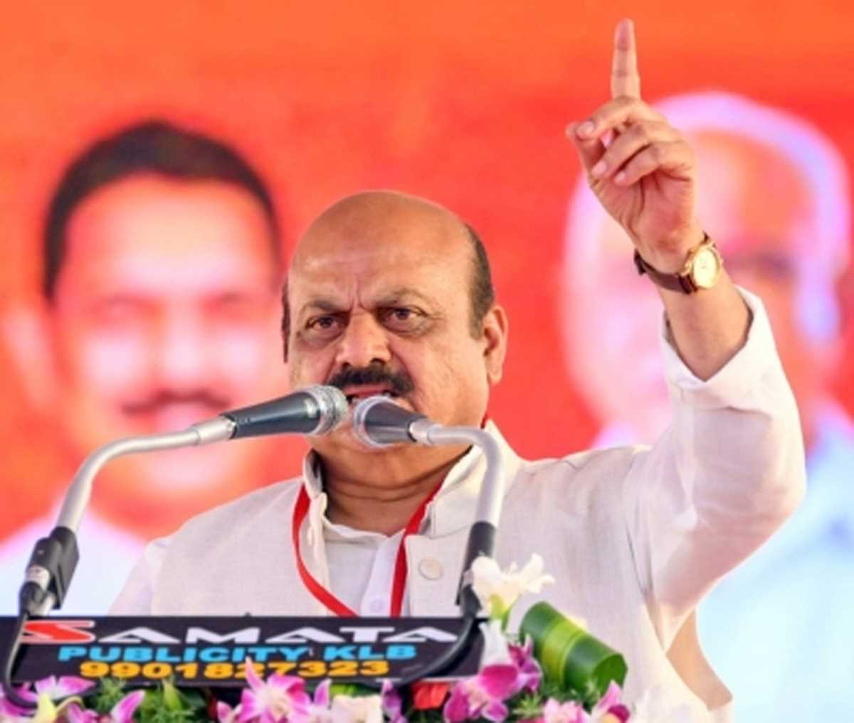 कर्नाटक : कानून-व्यवस्था के हालात को लेकर आज राज्यपाल से मिलेंगे भाजपा नेता